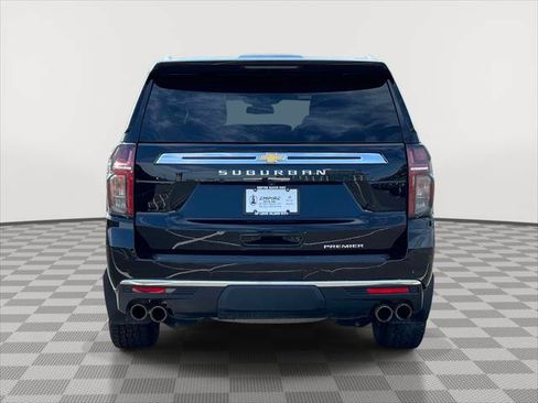 Used 2024 Chevrolet Suburban Premier AWD/4WD image 6