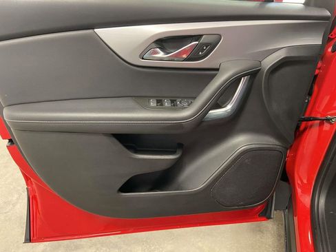 Used 2023 Chevrolet Blazer LT image 11