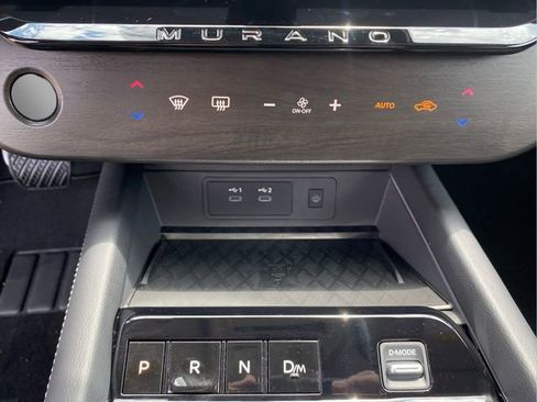 Used 2025 Nissan Murano Platinum AWD/4WD image 19