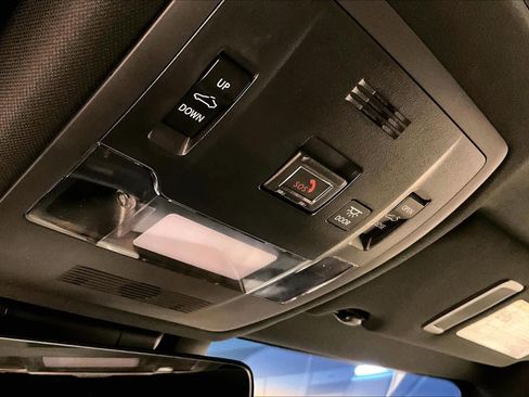 Used 2024 Lexus ES 350 w/ Premium Package image 33