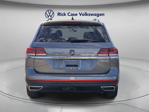 Certified 2022 Volkswagen Atlas SE image 5