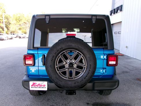 New 2026 Jeep Wrangler Sport AWD/4WD image 20