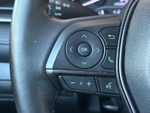 Used 2021 Toyota Camry SE FWD image 23
