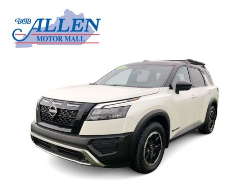 Used 2024 Nissan Pathfinder Rock Creek image 1