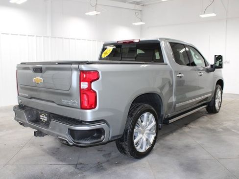 Used 2024 Chevrolet Silverado 1500 High Country w/ High Country Premium Package image 9