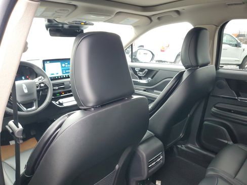 New 2026 Lincoln Corsair Premiere image 26