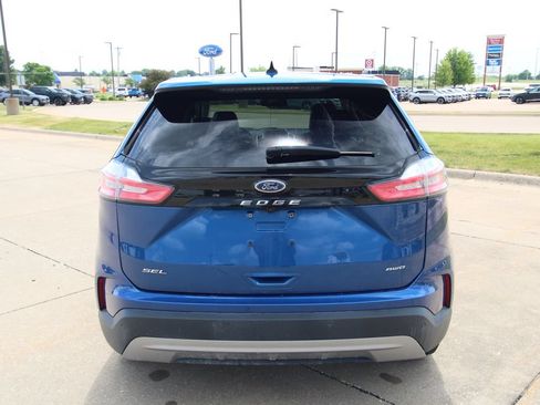 Used 2024 Ford Edge SEL AWD/4WD image 13