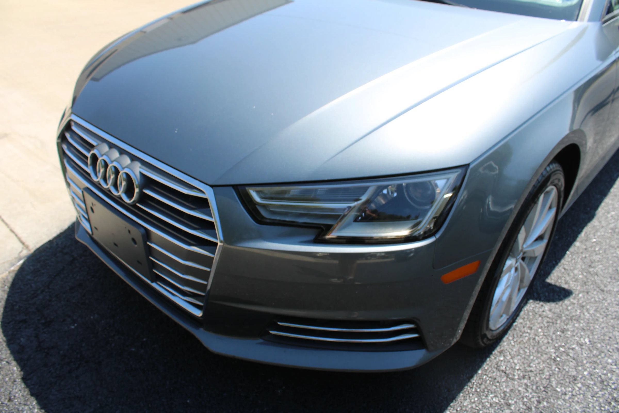 Used 2017 Audi A4 2.0T Premium w/ Convenience Package FWD image 3