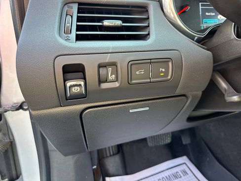 Used 2020 Chevrolet Impala Premier FWD image 15