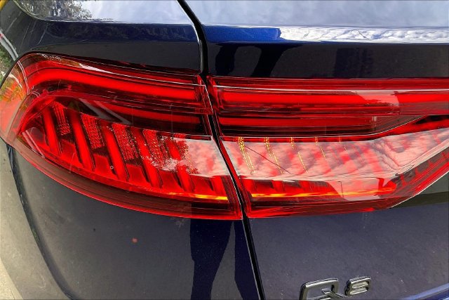 Certified 2023 Audi Q8 Premium Plus w/ Premium Plus Package AWD/4WD image 29