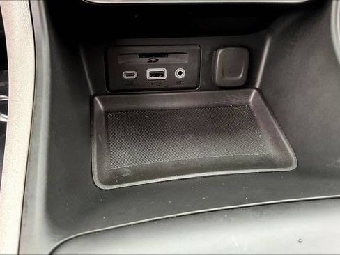 Used 2021 GMC Terrain SLT w/ LPO, Floor Liner Package AWD/4WD image 15