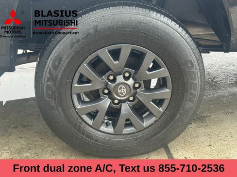 Used 2023 Toyota Tacoma SR5 image 5