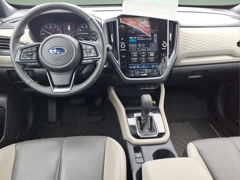 Used 2025 Subaru Forester Limited AWD/4WD image 8