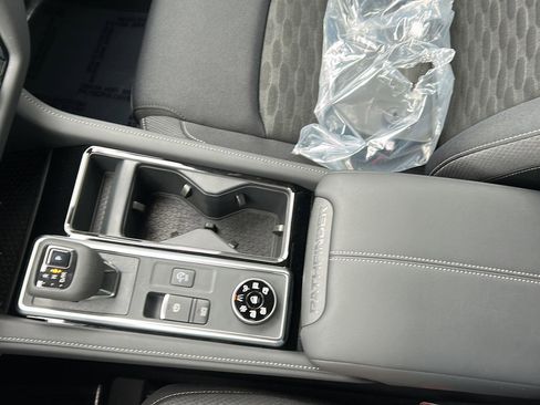 New 2026 Nissan Pathfinder SV image 20