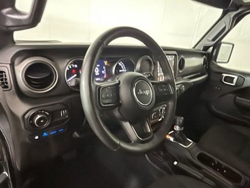Used 2023 Jeep Wrangler Unlimited w/ Cold Weather Group AWD/4WD image 13