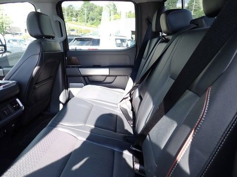 Certified 2022 Ford F150 Lariat w/ Equipment Group 502A High image 20