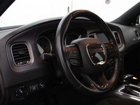 Used 2023 Dodge Charger SXT RWD image 12