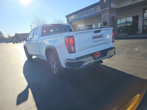 Used 2024 GMC Sierra 1500 SLE image 54