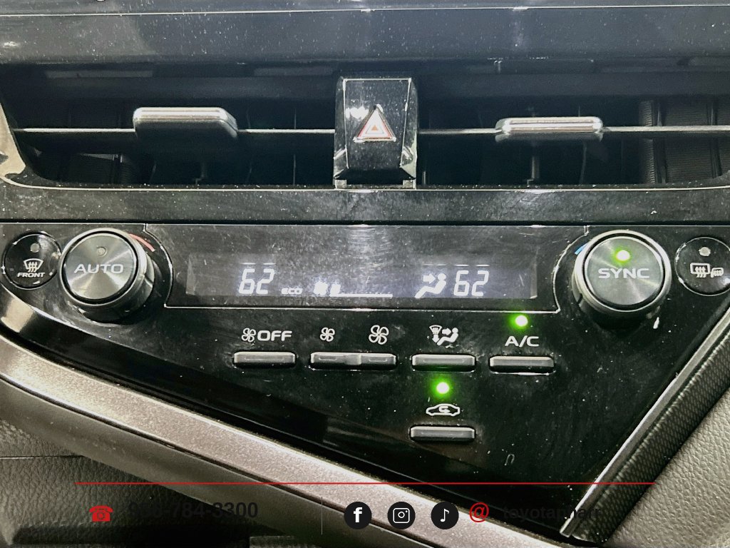 Used 2024 Toyota Camry XSE FWD image 14