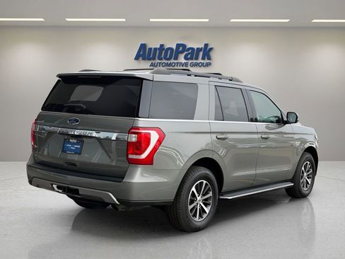 Used 2019 Ford Expedition XLT w/ Equipment Group 202A image 7