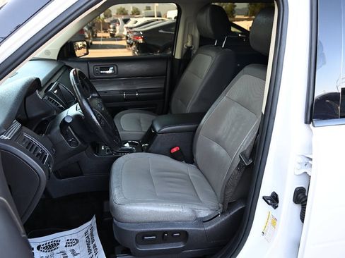 Used 2016 Ford Flex Limited w/ Equipment Group 301A FWD image 15