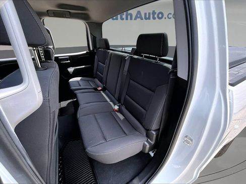 Used 2019 Chevrolet Silverado 1500 LT AWD/4WD image 23