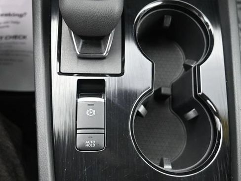Used 2023 Nissan Rogue SV AWD/4WD image 17