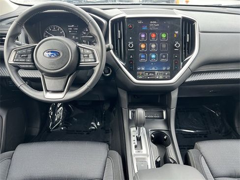 Certified 2024 Subaru Ascent Premium w/ Convenience Package image 10