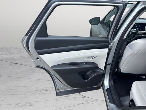 Used 2026 Hyundai Tucson SEL FWD image 33