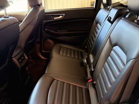 Used 2024 Ford Edge SEL image 15