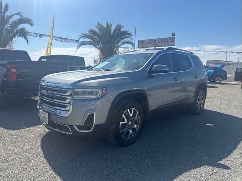 Used 2023 GMC Acadia SLT FWD image 1