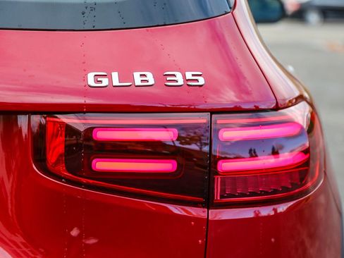 New 2025 Mercedes-Benz GLB 35 AMG 4MATIC image 10