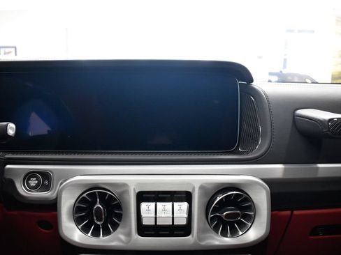 Certified 2021 Mercedes-Benz G 63 AMG 4MATIC image 29