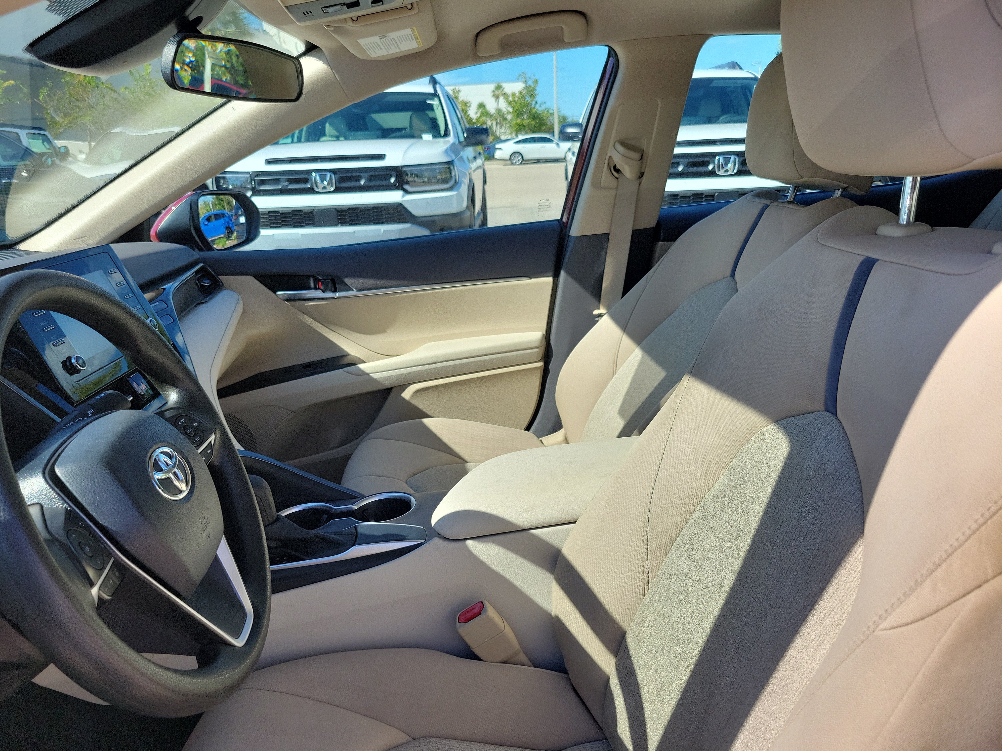 Used 2021 Toyota Camry LE FWD image 22