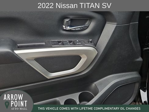 Used 2022 Nissan Titan SV w/ Accessory Utility Package image 21
