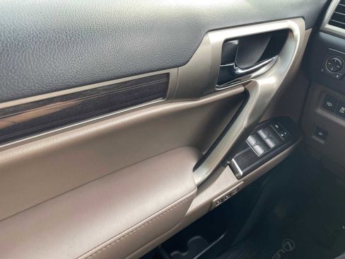 Used 2021 Lexus GX 460 Premium image 20