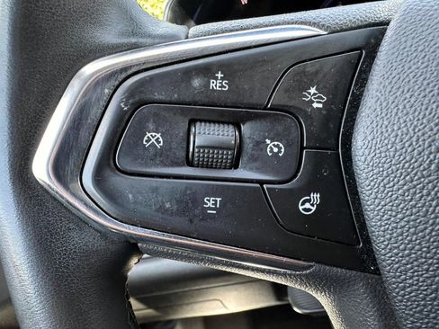 Used 2024 Chevrolet Trax LT w/ Driver Confidence Package FWD image 15