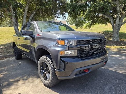 Used 2021 Chevrolet Silverado 1500 Custom Trail Boss w/ LPO, Dark Essentials Package AWD/4WD image 1