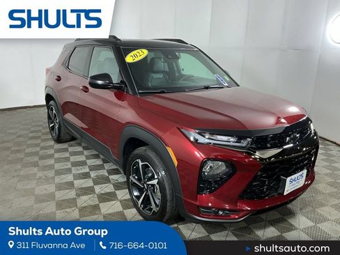 Used 2023 Chevrolet TrailBlazer RS w/ Sun and Liftgate Package AWD/4WD image 1