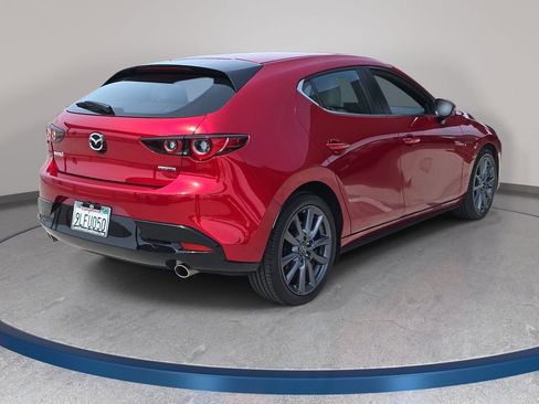Used 2024 MAZDA MAZDA3 s FWD image 4