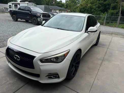 Used 2015 INFINITI Q50 Premium w/ Cargo Package RWD image 4