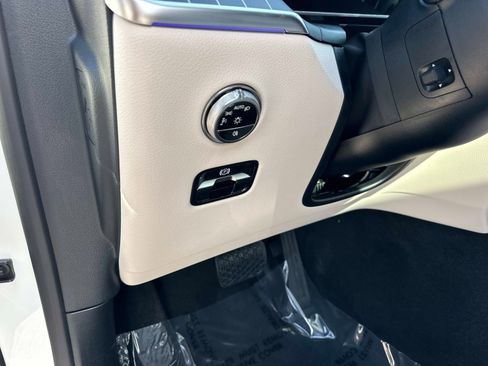 New 2026 Mercedes-Benz GLC 300 image 21