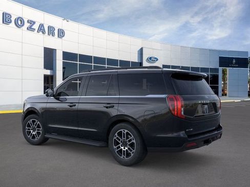 New 2025 Ford Expedition Active image 4