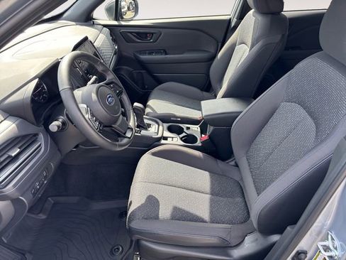 Certified 2025 Subaru Forester Premium AWD/4WD image 9