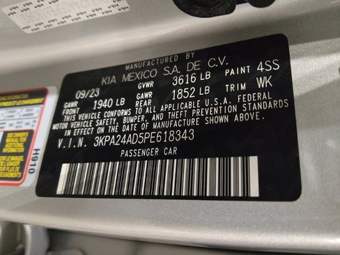 Used 2023 Kia Rio LX FWD image 33