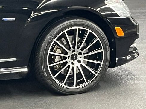 Used 2012 Mercedes-Benz S 550 4MATIC image 42