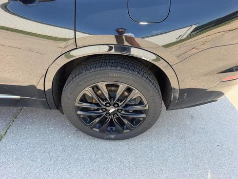 Used 2021 Cadillac XT6 Sport w/ Platinum Package AWD/4WD image 7