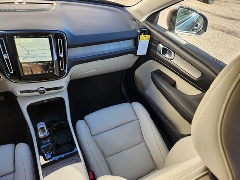 New 2026 Volvo XC40 B5 Ultra w/ Climate Package image 12
