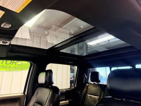 Used 2016 Ford F150 Lariat image 11