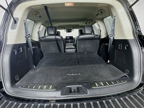 Used 2023 Nissan Armada Platinum w/ Captain's Chairs Package image 32